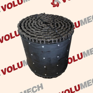 A Conveyor Belt & Chain Assembly for a Volumetric Concrete Mixer